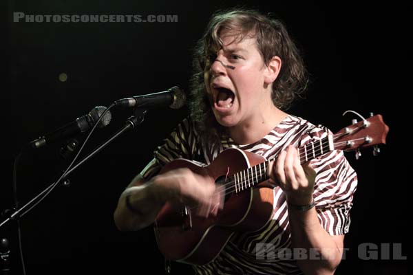 TUNE YARDS - 2009-09-09 - PARIS - La Maroquinerie - 